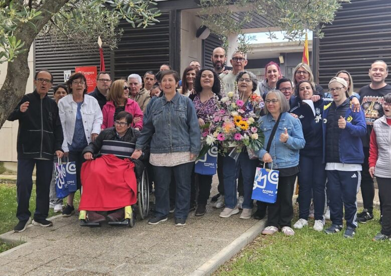 Las y los residentes de las viviendas de Fundación CEDES, pregoneras de las fiestas de San Gregorio
